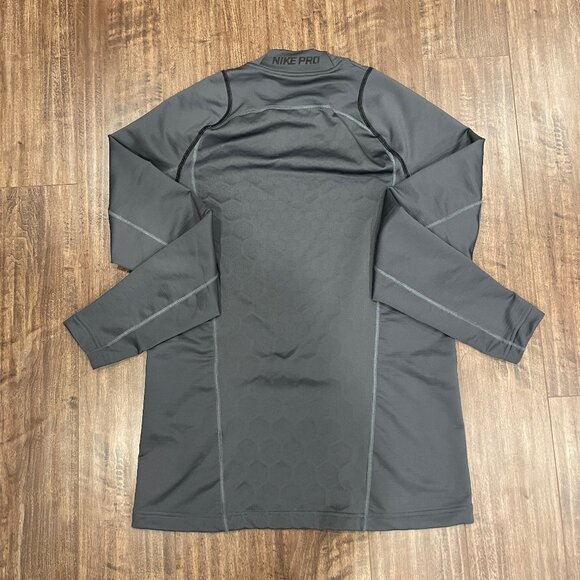 Nike Pro HyperWarm Mock Neck Sweater Size Medium - Picture 4 of 4